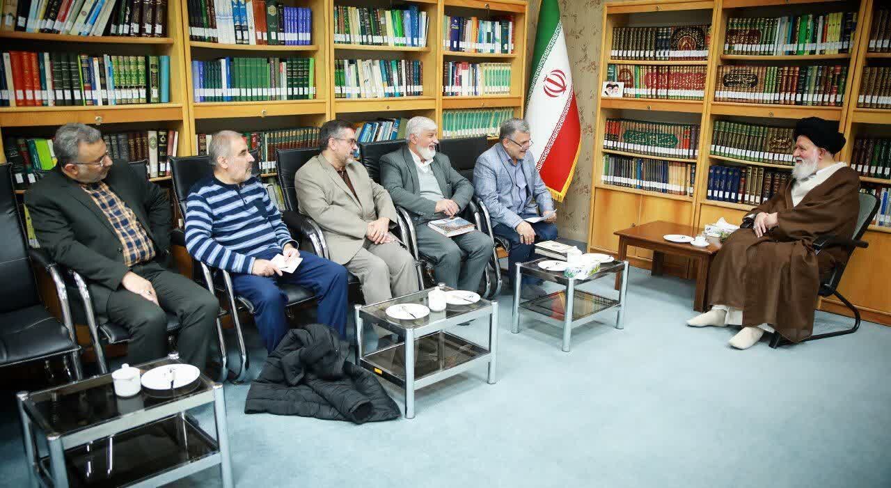 احیای پیوند روحانیت و مؤتلفه، لازمه بازگشت سرمایه اجتماعی انقلاب است