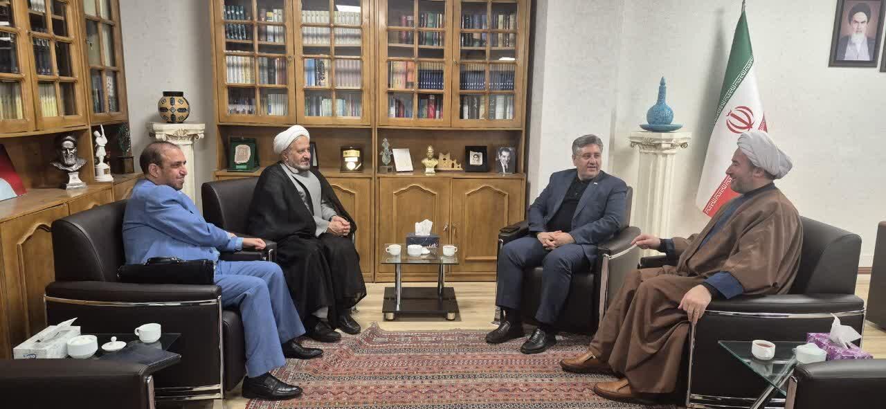 بررسی فعالیت‌های کانون‌های مساجد استان آذربایجان‌شرقی