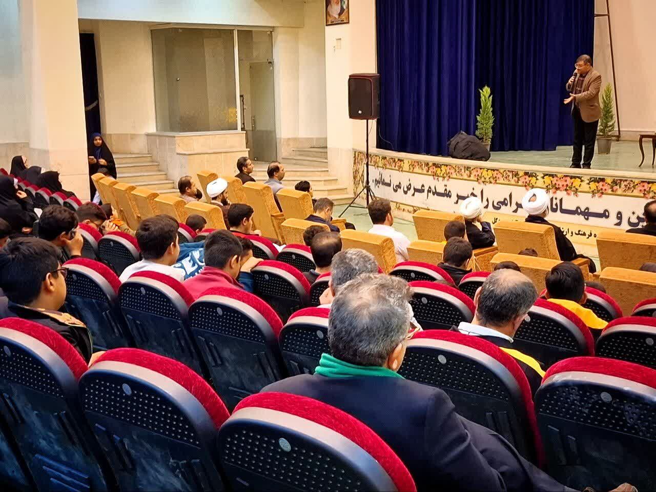 روایت شبستان از افتتاحیه محفل قرآنیان آران و بیدگل