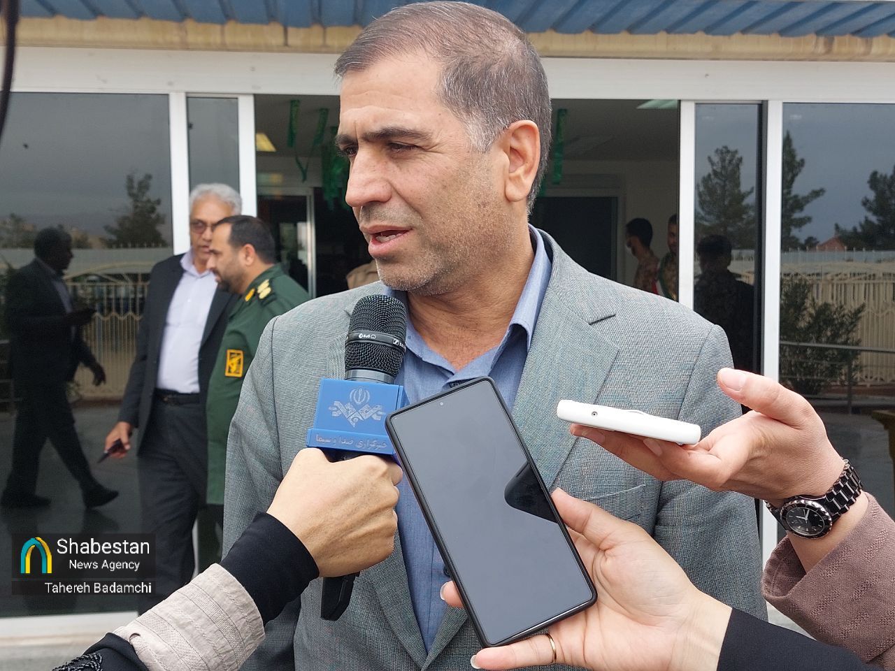 جای مادران در زندان نیست/ همراهی فرودگاه کرمان برای آزادی ۶ نفر از زنان جرائم غیرعمد