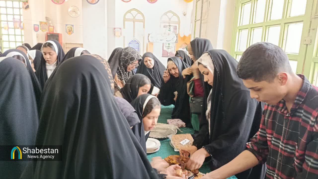 از جشنواره نان سنتی و محلی تا تکریم مادران شهید