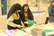 حضور پرشور کرمانشاهیان در نمایشگاه کتاب
