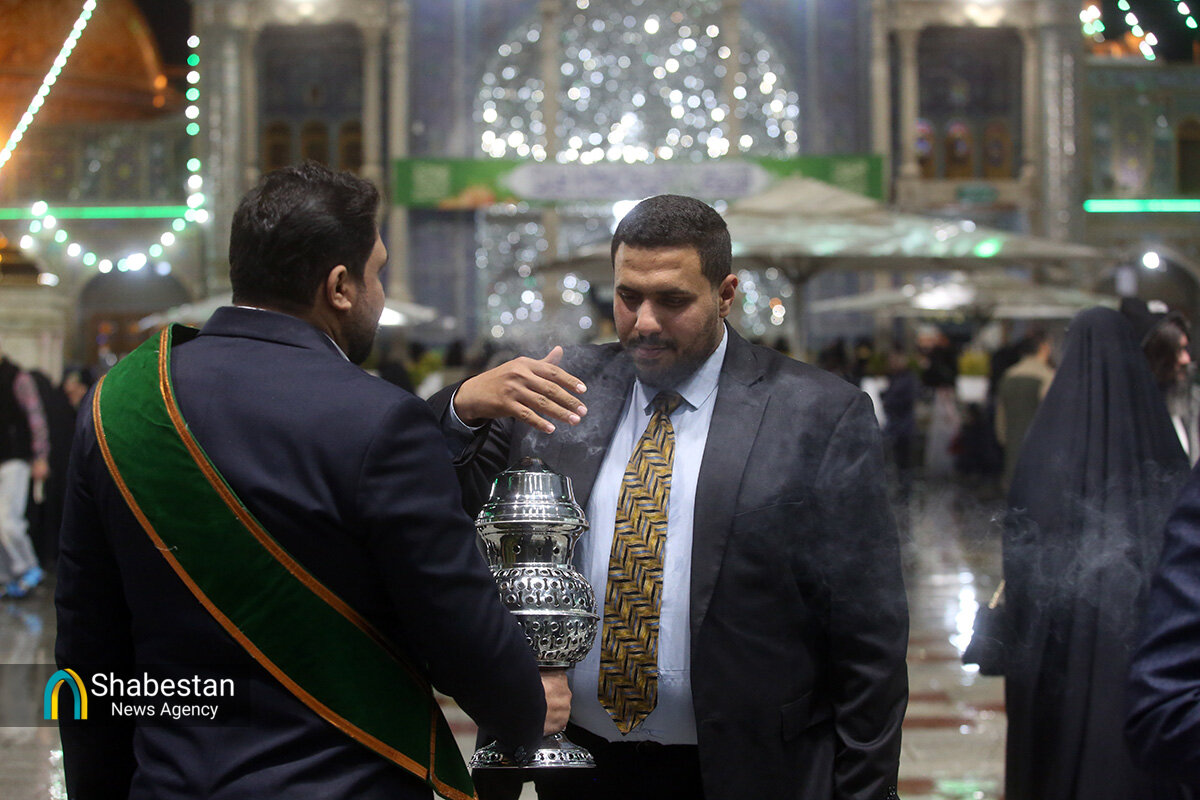 حال و هوای حرم بانوی کرامت در شام میلاد حضرت زهرا (س)