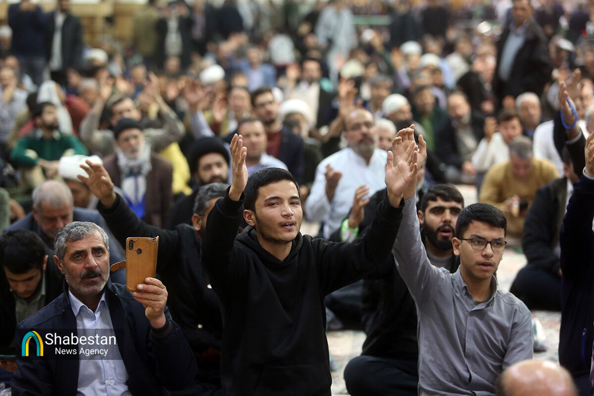 حال و هوای حرم بانوی کرامت در شام میلاد حضرت زهرا (س)