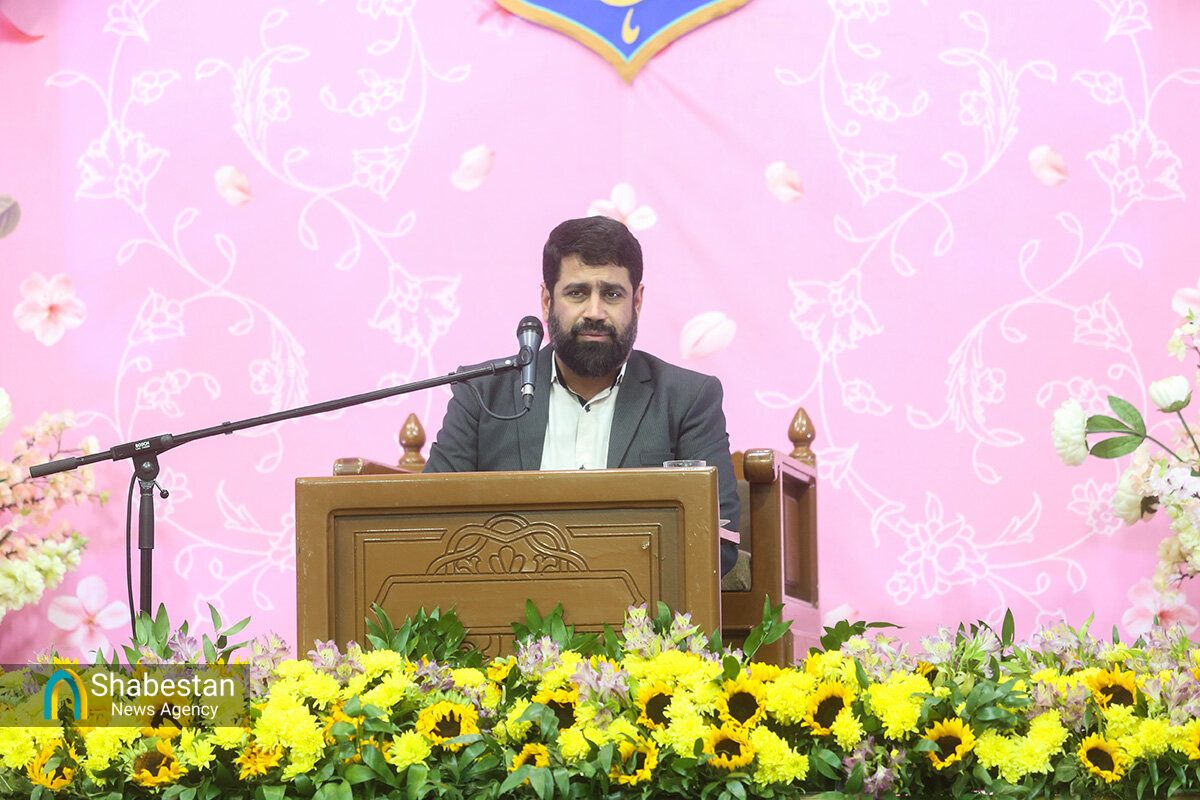 حال و هوای حرم بانوی کرامت در شام میلاد حضرت زهرا (س)