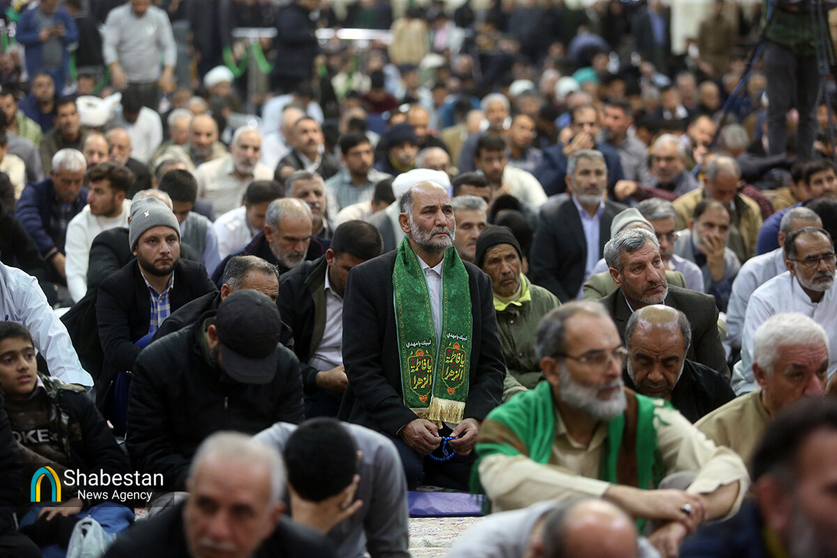 حال و هوای حرم بانوی کرامت در شام میلاد حضرت زهرا (س)