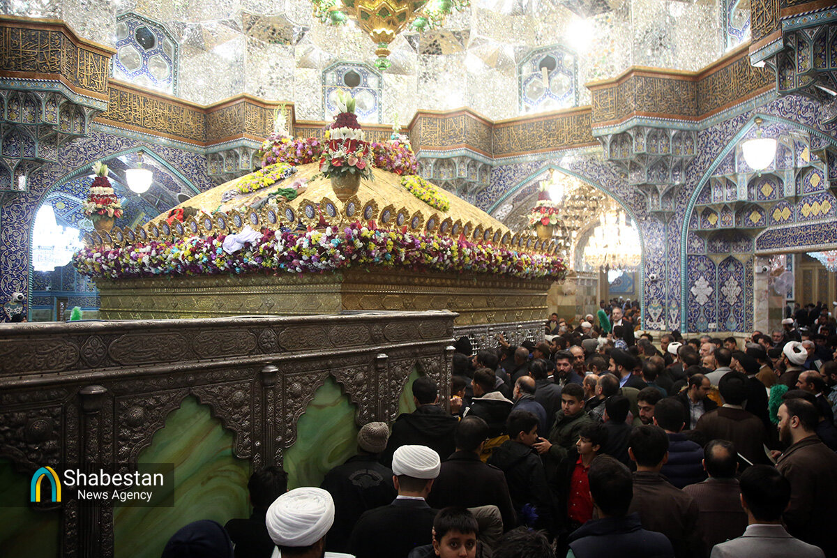 حال و هوای حرم بانوی کرامت در شام میلاد حضرت زهرا (س)