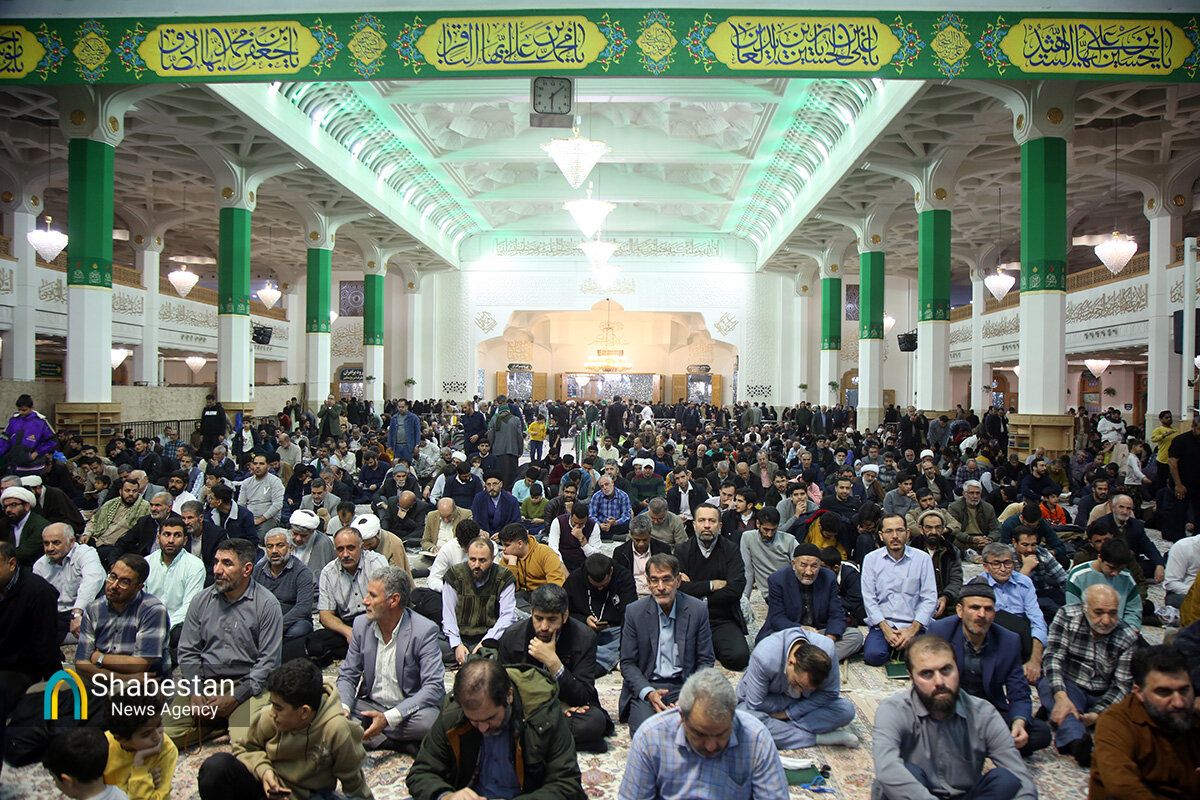 حال و هوای حرم بانوی کرامت در شام میلاد حضرت زهرا (س)