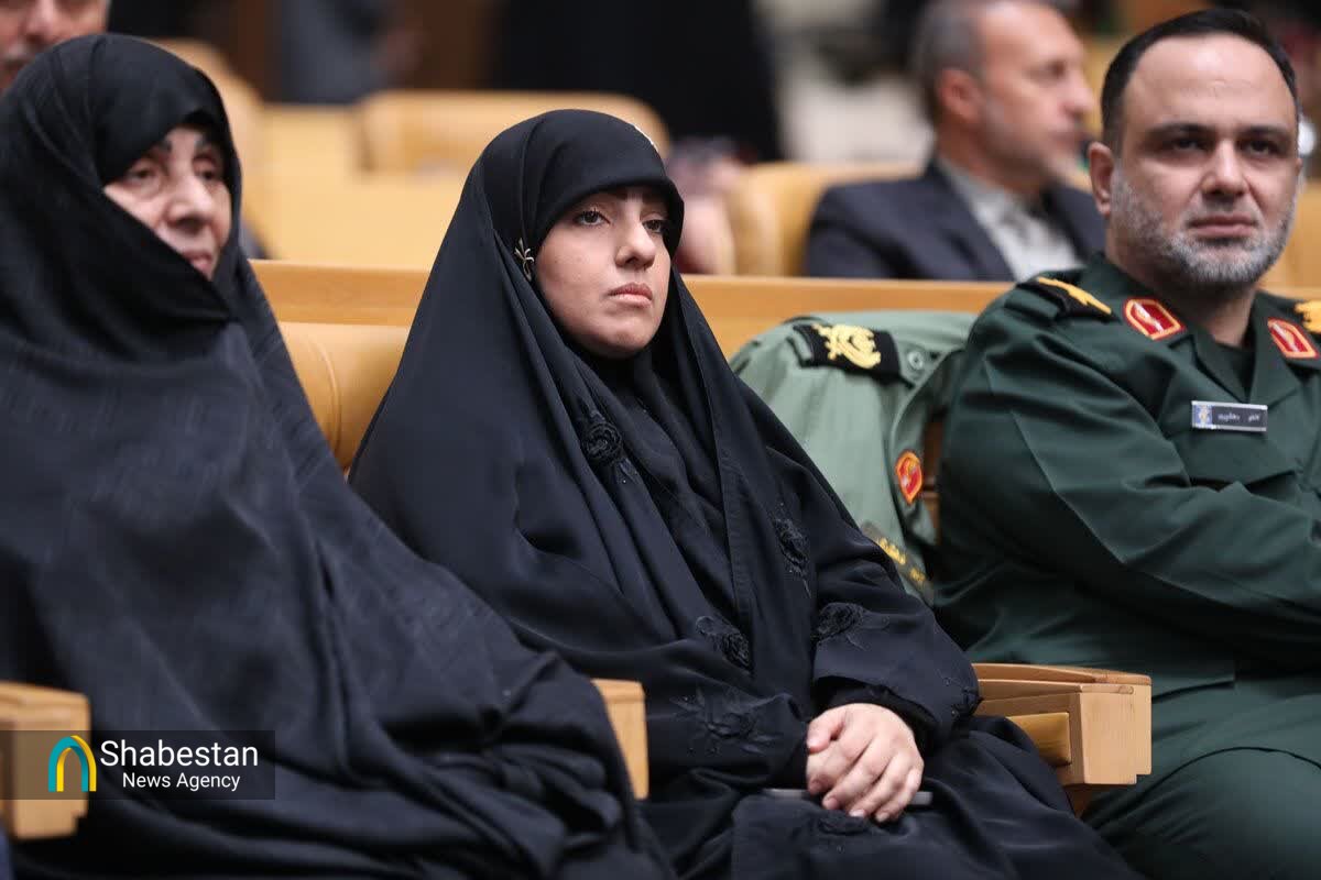 چهارمین همایش بزرگ سادات از قاب تصویر