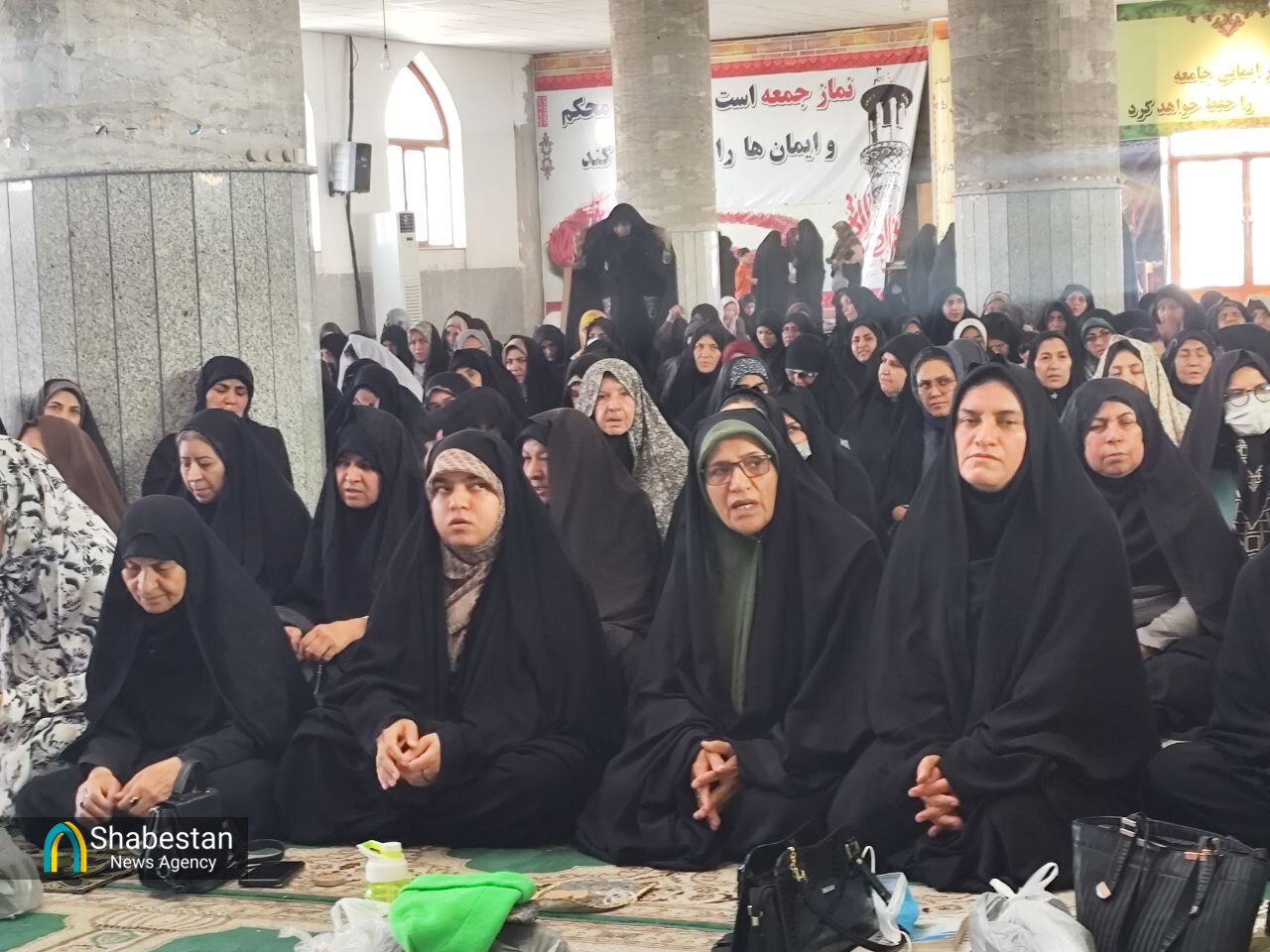 نماز جمعه جیرفت در هفته گرامیداشت مقام مادر و زن