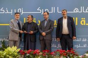 تکریم برگزیدگان مسابقه فرهنگی سالروز ولادت حضرت زهرا (س) در آستان مقدس عباسی