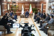 استاندار آذربایجان‌غربی پای کار حل مسائل واردکنندگان