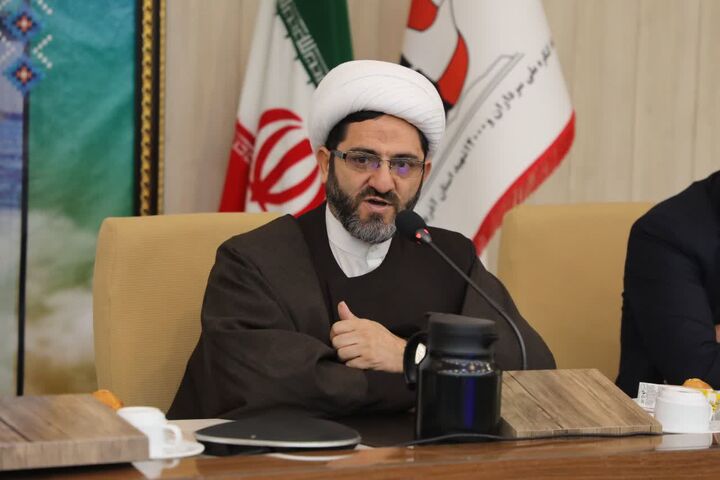 رسانه‌ها باید فرهنگ ایثار و شهادت ترویج کنند