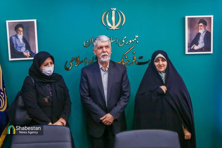 صالحی: «وطن‌نگاری» به ماندگاری ایران عزیز کمک خواهد کرد