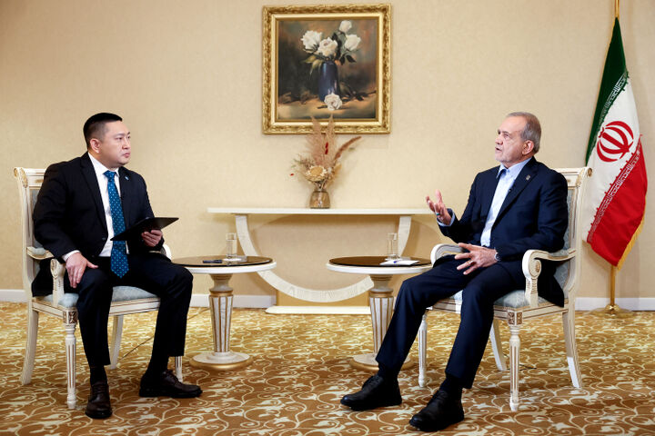 مهم‌ترین بحث ما ایجاد دنیایی سالم، توأم با صلح و عدالت و امنیت برای همه انسان‌ها است