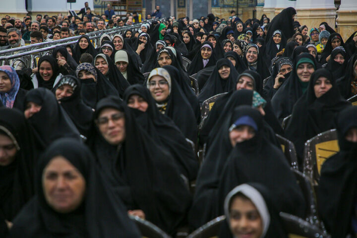 تجلیل از خانواده های خادمان آستان مقدس مسجد جمکران در ایام ولادت حضرت زهرا(س)