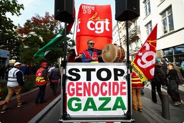 کاریکاتوریست هلندی با اثر ضد صهیونیستی خود برنده جایزه اروپا شد