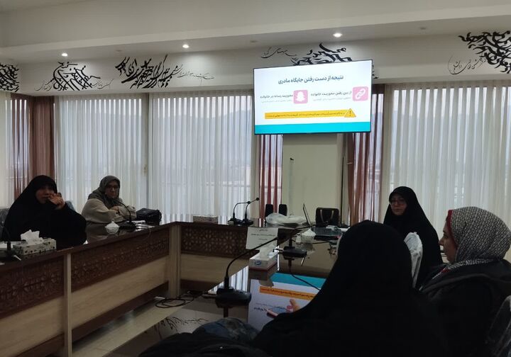 دوره آموزشی «والدگری هوشمندانه در عصر دیجیتال» در تفرش برگزار شد