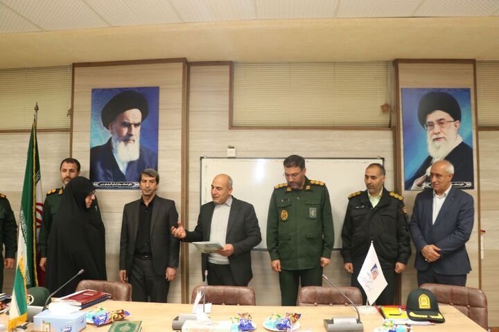 قوانین صنفی باید به‌درستی تبیین شود / دشمن در جبهه فرهنگی و اقتصادی در حال جنگ است