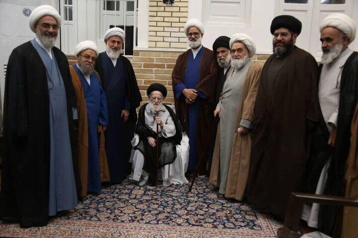 دیدار هیئت رییسه مجمع عمومی جامعه مدرسین با آیت الله شبیری زنجانی