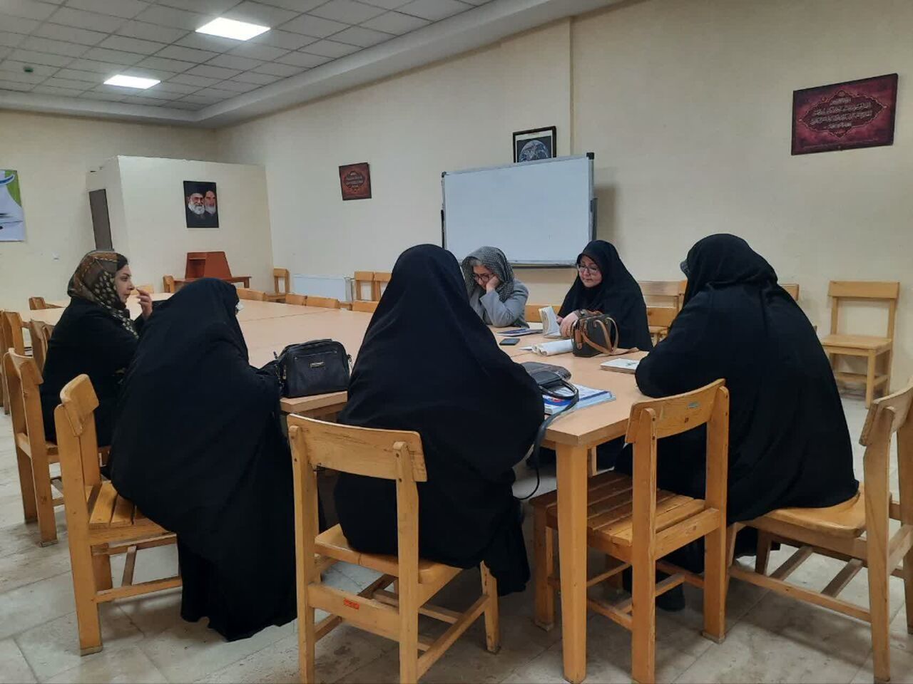 دوره آموزشی «والدگری هوشمندانه در عصر دیجیتال» در تفرش برگزار شد