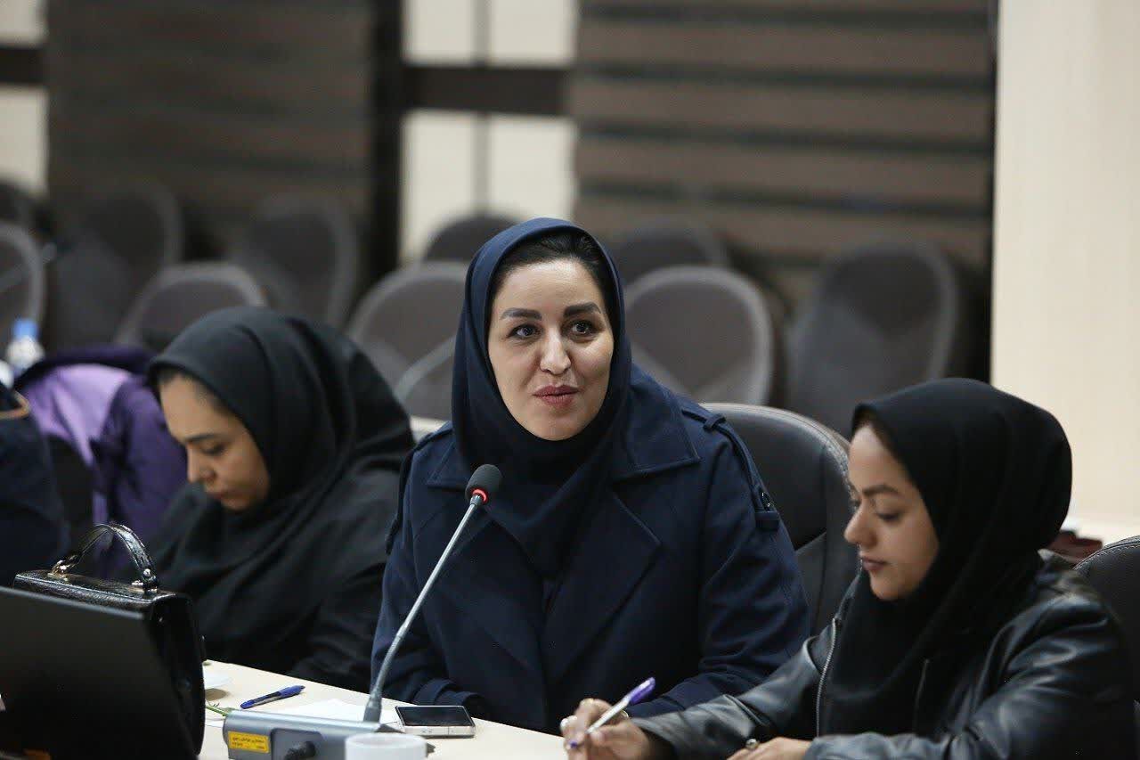 استاندار پای صحبت بانوان مشهد مقدس