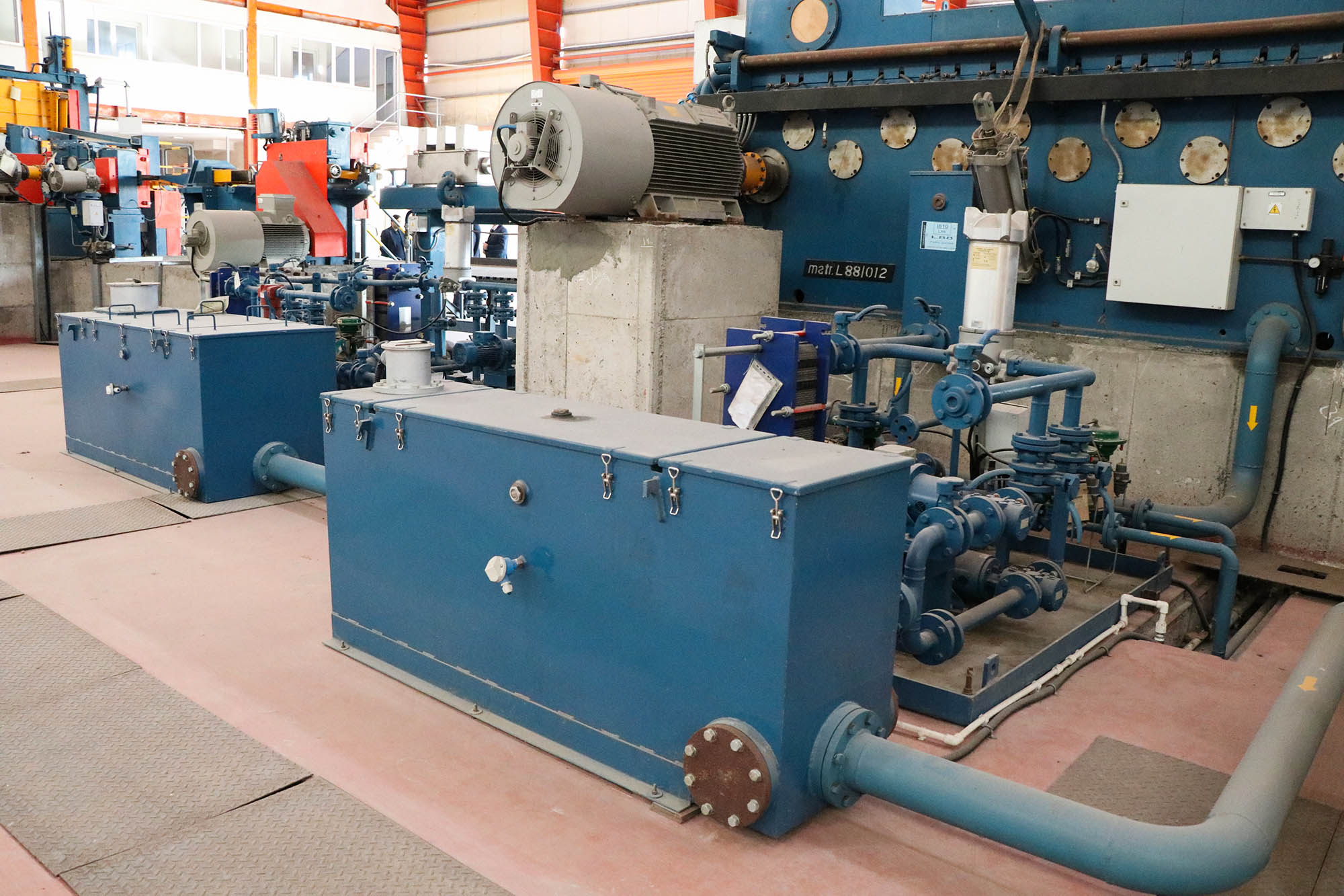 مشکلات و موانع مسیر سرمایهگذاری و تولید در جلسات ستاد اقتصاد مقاومتی پیگیری میشود