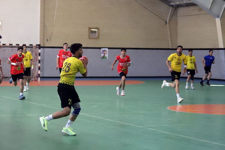 دعوت دو دانش‌آموز ایلامی به اردوی تیم ملی هندبال