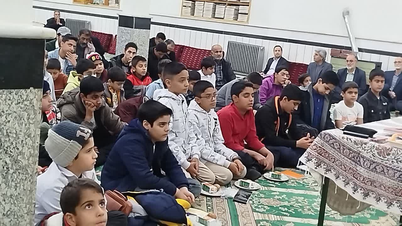 مسجد امام صادق (ع) بیرجند؛ مدرسهای برای نوکری و تمرین مداحی در سایه اخلاص