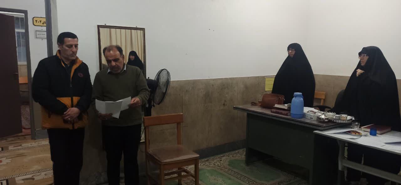 رقابت ۲۰۰ دانش آموز در چهل و چهارمین دوره مسابقات قرآن و معارف اسلامی آران و بیدگل