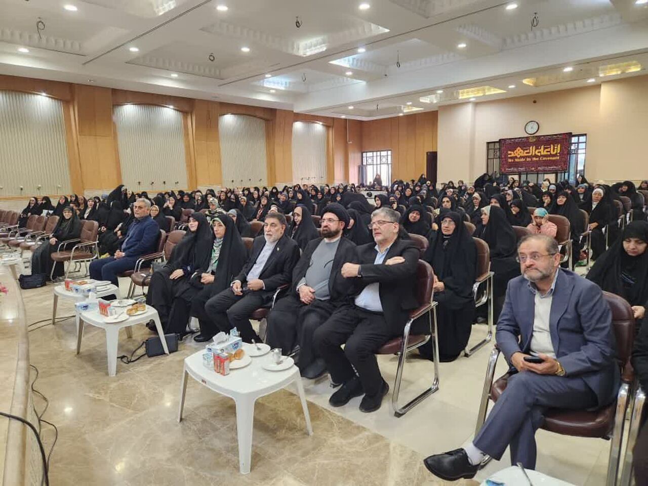 تأکید بر شأن و حقوق زن در اسلام و نقشآفرینی زنان ایرانی مقیم عراق