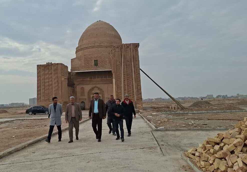 احیای آرامگاه بابا لقمان سرخس برای استفاده مردم