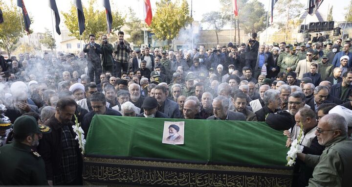 آیین وداع با پیکر مطهر آیت الله سید محمد شاهچراغی