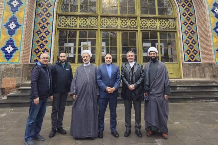 بازدید اعضای کمیسیون فرهنگی مجلس شورای اسلامی از مسجد کبود ایروان