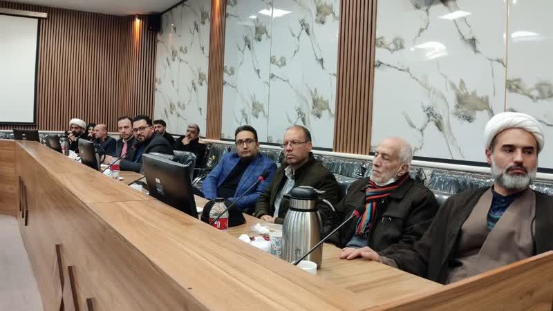 مسجد جامع کرج در مسیر کنگره شهدای قرآنی؛ حضور مؤثر بیت‌القرآن در جلسه هماهنگی استانی