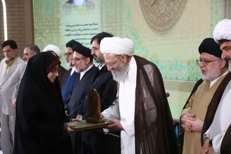 حفظ قرآن؛ سفر به عمق معنای زندگی است/کسب موفقیت در مسابقات تفسیر بر مدار مباحثه طلبگی