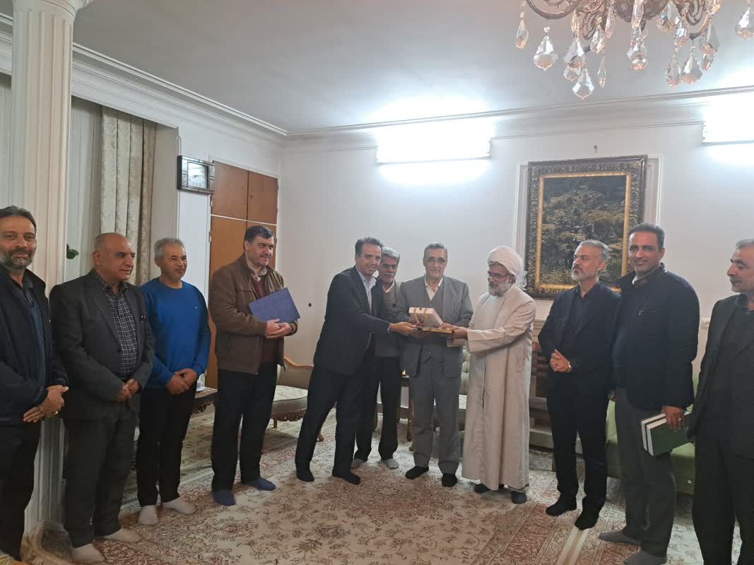 تجلیل از حجت‌الاسلام صدیقی در هفته پژوهش/ استاد برجسته‌ای که فرهنگ را با زبان هنر پیوند زد