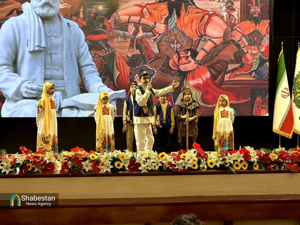 لزوم ایجاد بازار الکترونیکی برای معرفی تولیدات بانوان مشهدی