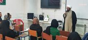 نشست تخصصی «شیوه‌های دعوت فرزندان به نماز» در دبیرستان مومنات اراک برگزار شد