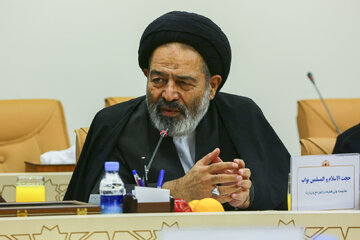 اربعین «تمدن‌آفرین» پاسخ به جنگ رسانه‌ای دشمنان اسلام است