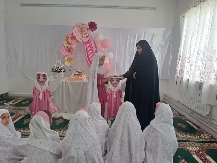 مسجد؛ پایگاه تربیت نسل و کنشگری اجتماعی بانوان