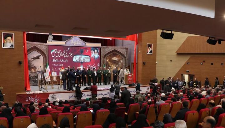 اصناف در بحران‌ها کنار مردم هستند