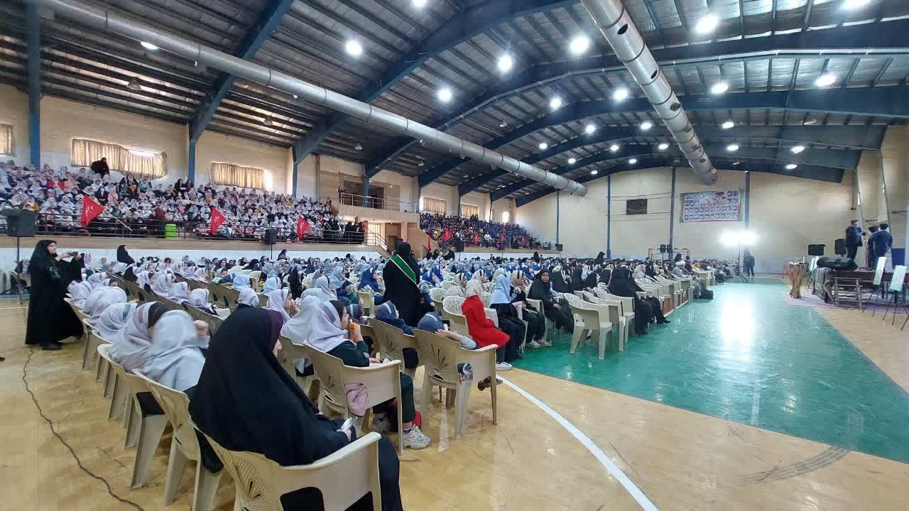 دانشآموزان کاشانی در اجتماع «سوگ خورشید» گردهم آمدند