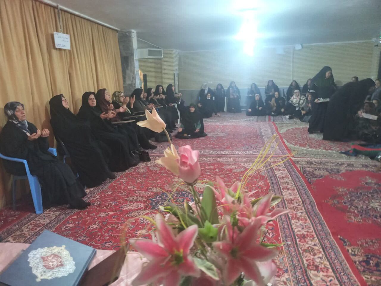 برگزاری جشن میلاد حضرت زهرا (س) و کلاس احکام بانوان در کانون رایحه فاطمی