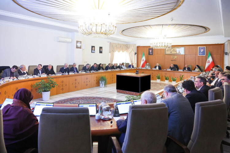 اجرای طرح کارآموزی دانش‌آموزان فنی و حرفه‌ای در کارخانجات بسیار ارزشمند است