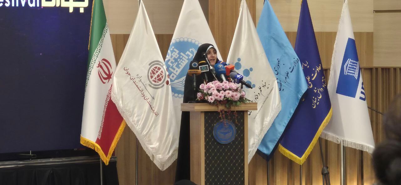 ۶۰ درصد ورودی دانشگاه‌ها و ۲۴ درصد اختراعات کشور سهم زنان است