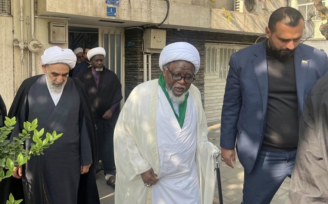 حضور ابراهیم شیخ زکزاکی در حرم امام خمینی (ره)