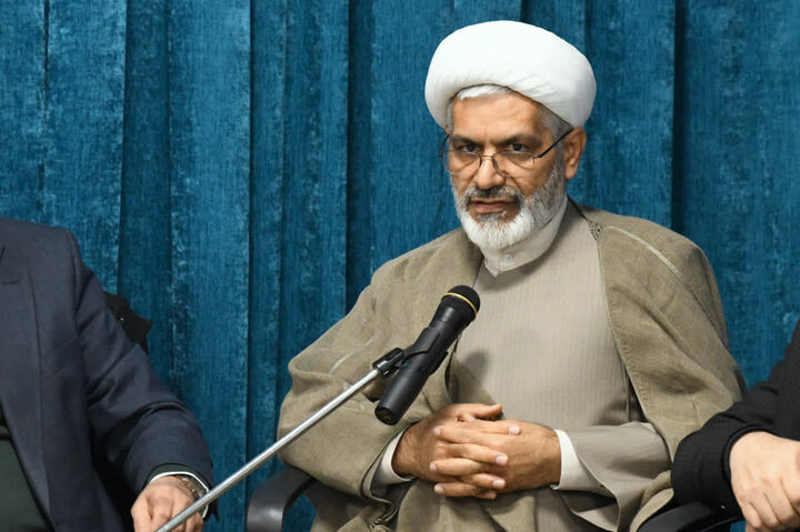 فعالان فرهنگی باید در مساجد نقش محوری ایفا کنند