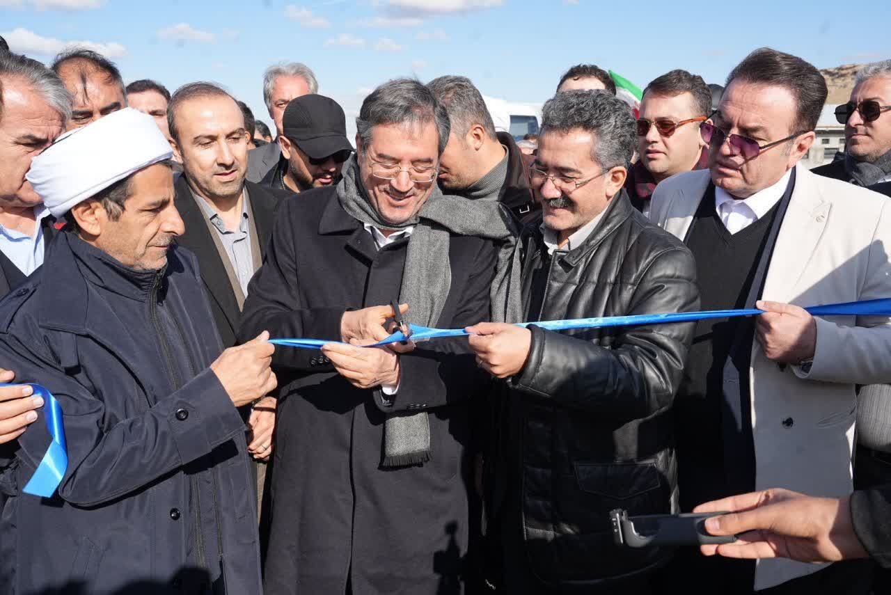 طرح توسعه زنجیره یکپارچه تولید گوشت مرغ در بوکان افتتاح شد