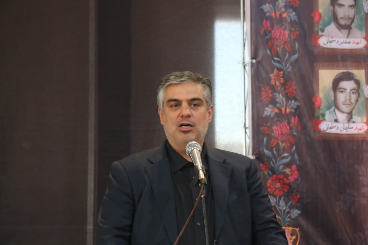 یادواره کبوتران خونین‌بال روستای دستجان / تجدید پیمان با شهدا در سایه حضور شهیدی گمنام